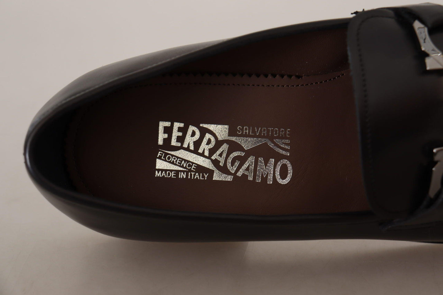 Salvatore Ferragamo Suave Black Leather Gancio Bit Loafers - Arichezz.store