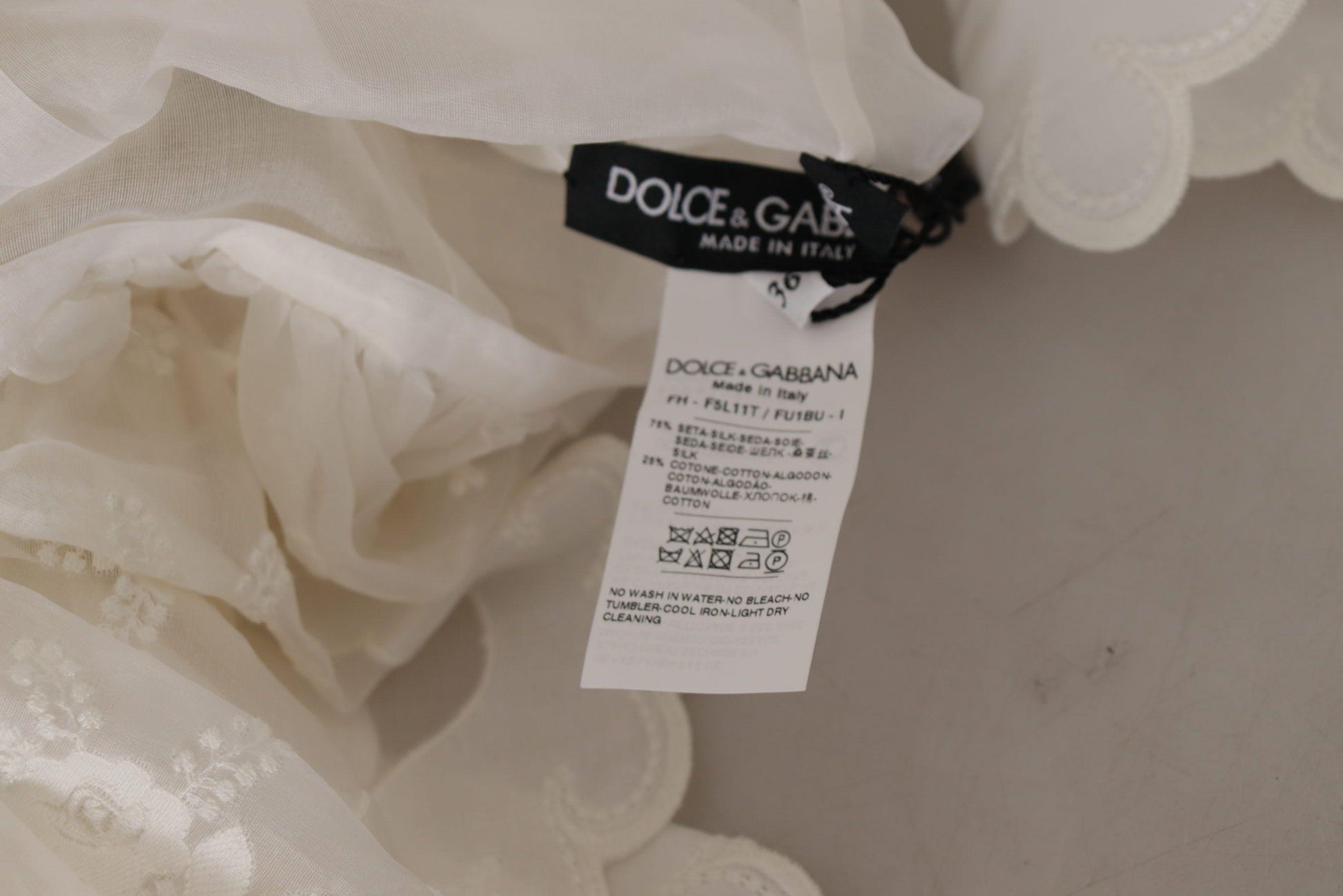 Dolce & Gabbana Elegant White Lace Silk-Cotton Top - Arichezz.store