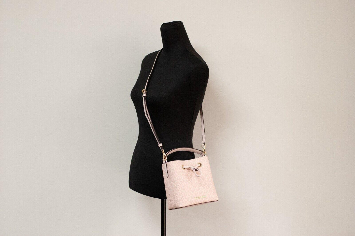 Michael Kors Suri Small Dark Powder Blush Signature PVC Bucket Crossbody Handbag - Arichezz.store