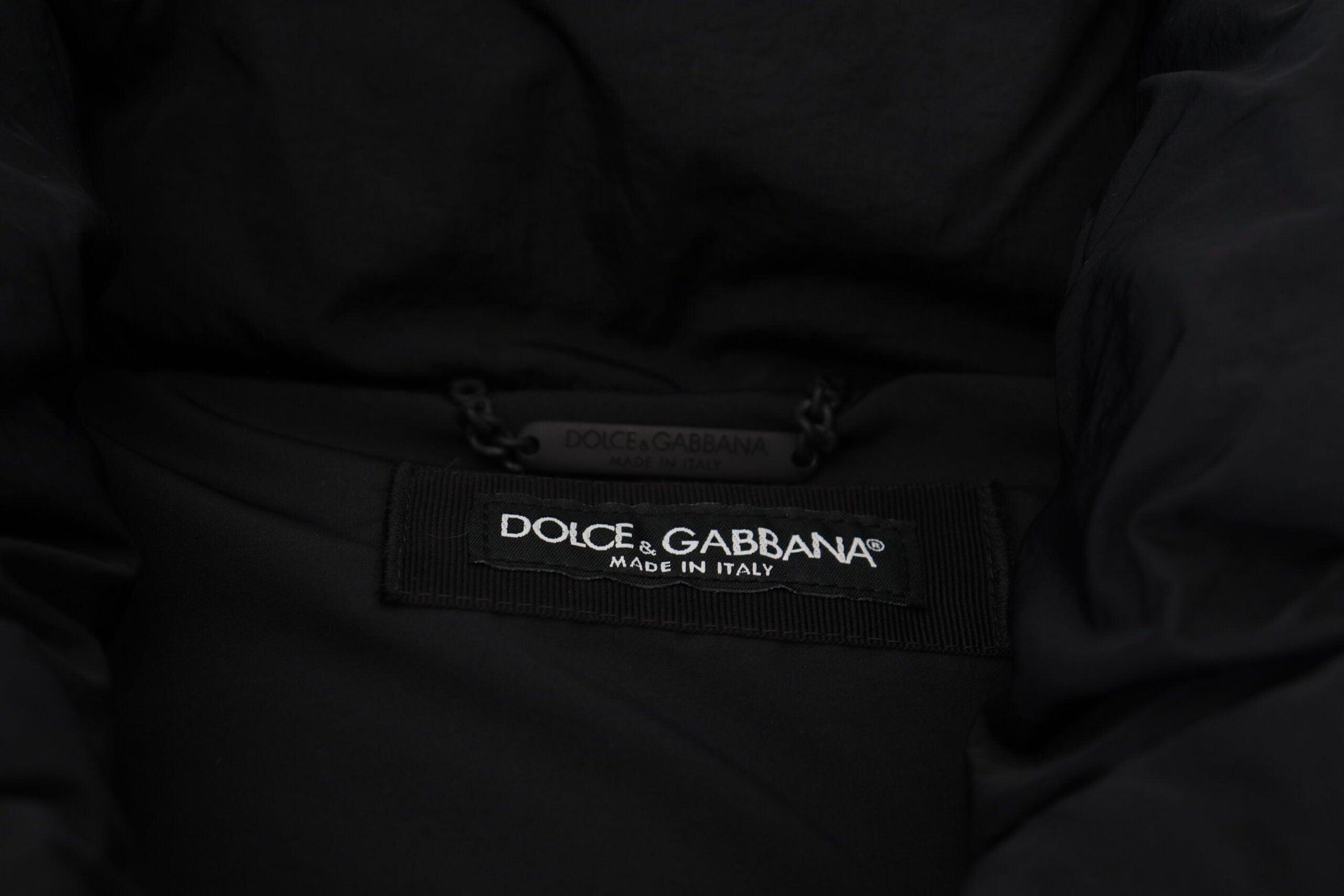 Dolce & Gabbana Elegant Black Sleeveless Vest Jacket - Arichezz.store