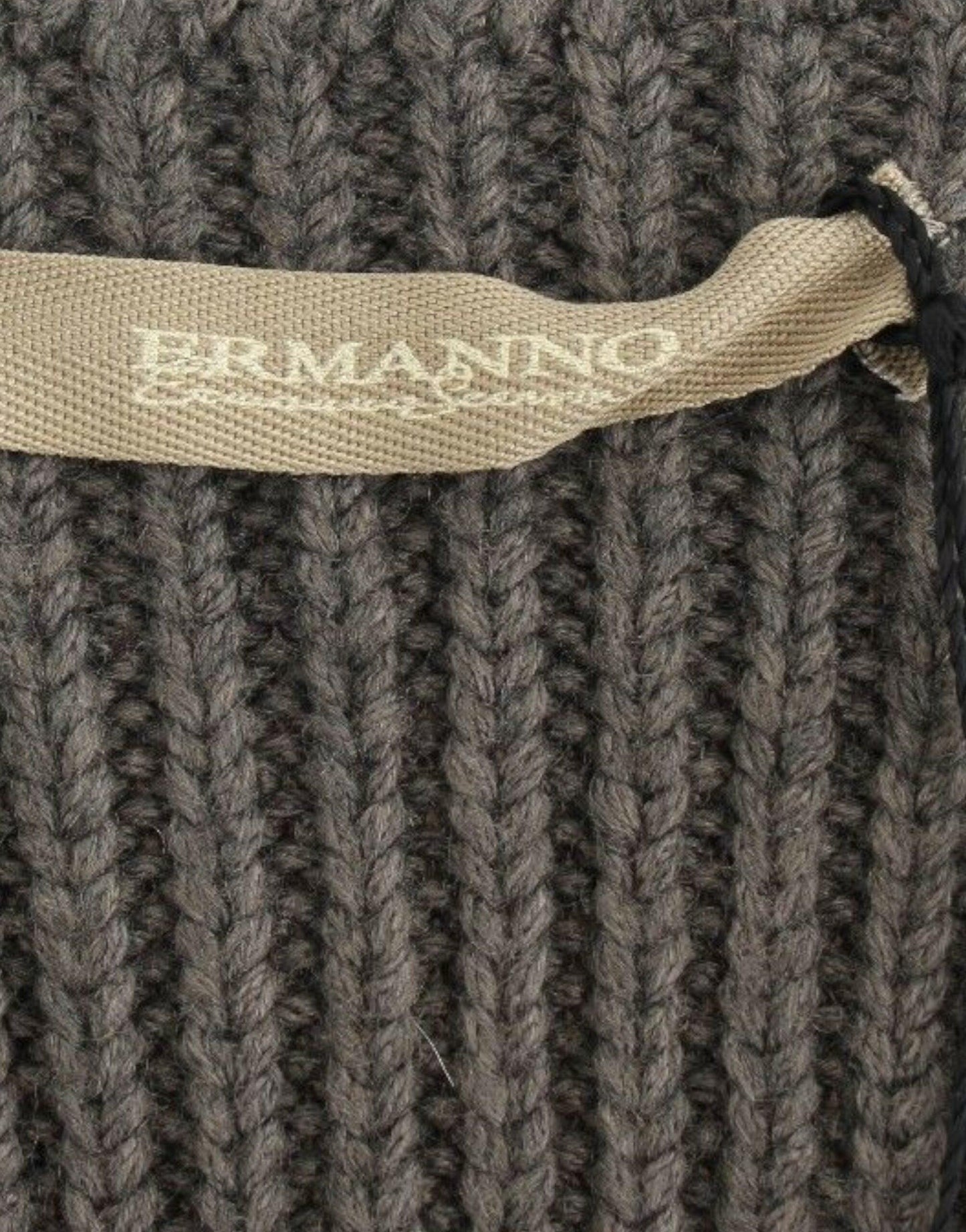 Ermanno Scervino Chic Gray Knit Crew Neck Top - Arichezz.store