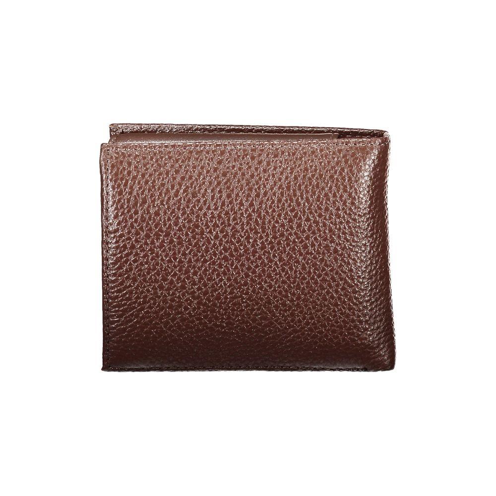 Tommy Hilfiger Elegant Brown Leather Bifold Wallet - Arichezz.store