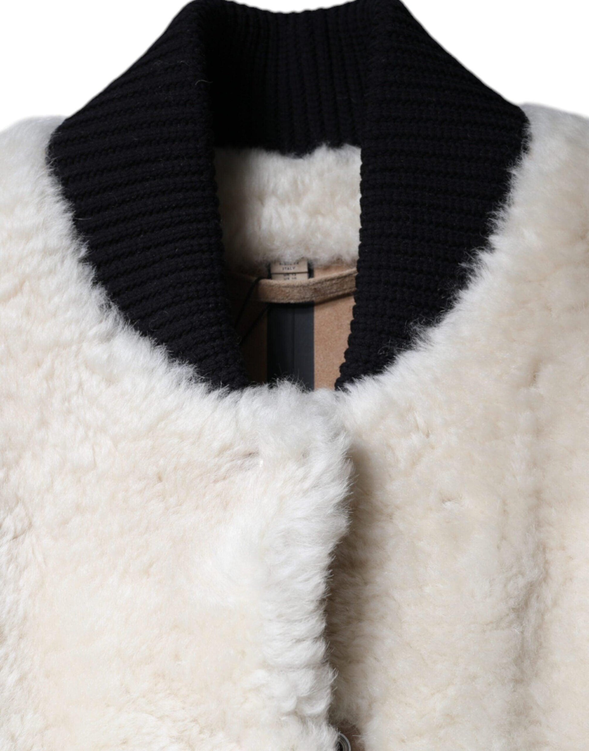 Burberry White Warrenford Shearling Leather Vest Coat - Arichezz.store