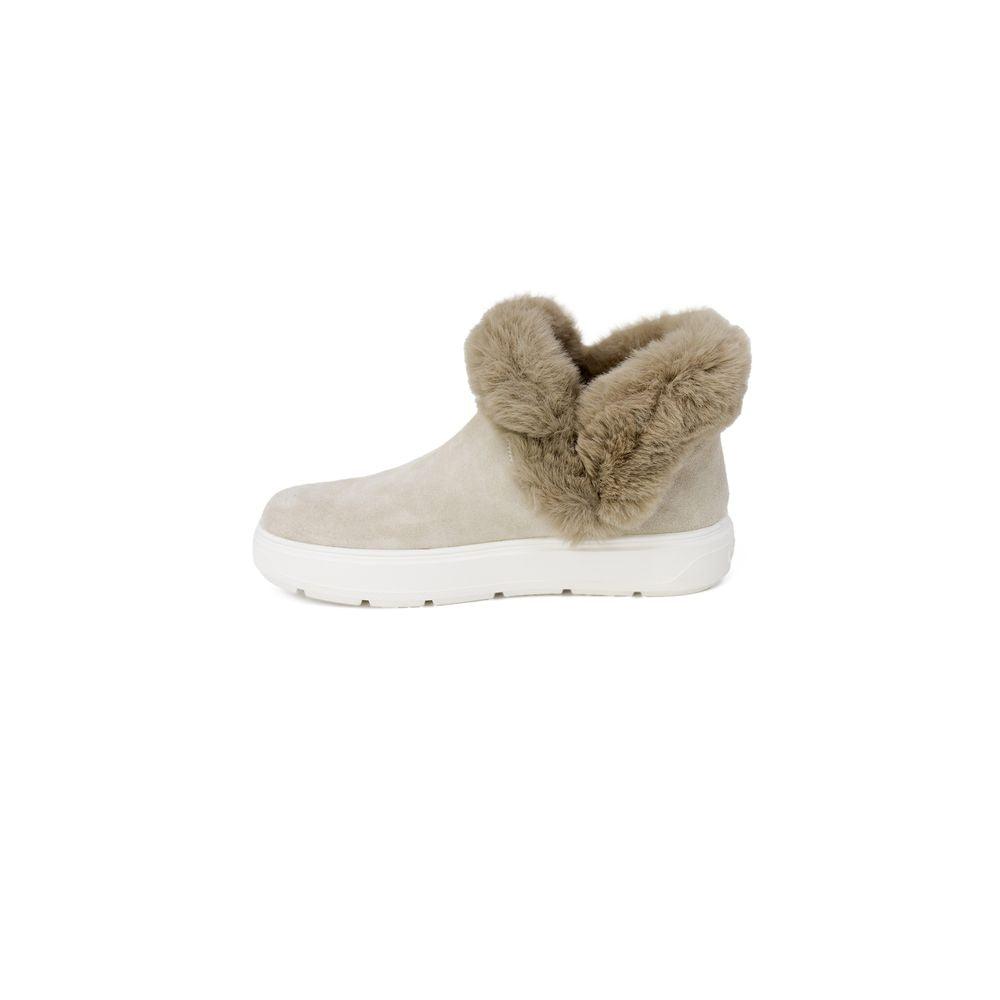 Love Moschino Beige Leather Sneaker - Arichezz.store