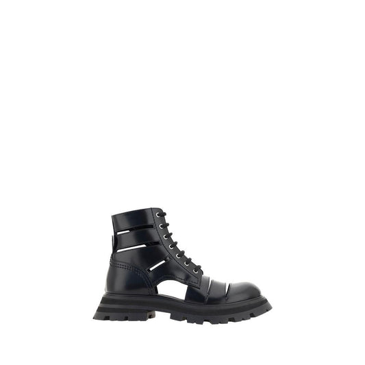 Alexander McQueen Wander Combat Boots - Arichezz.store